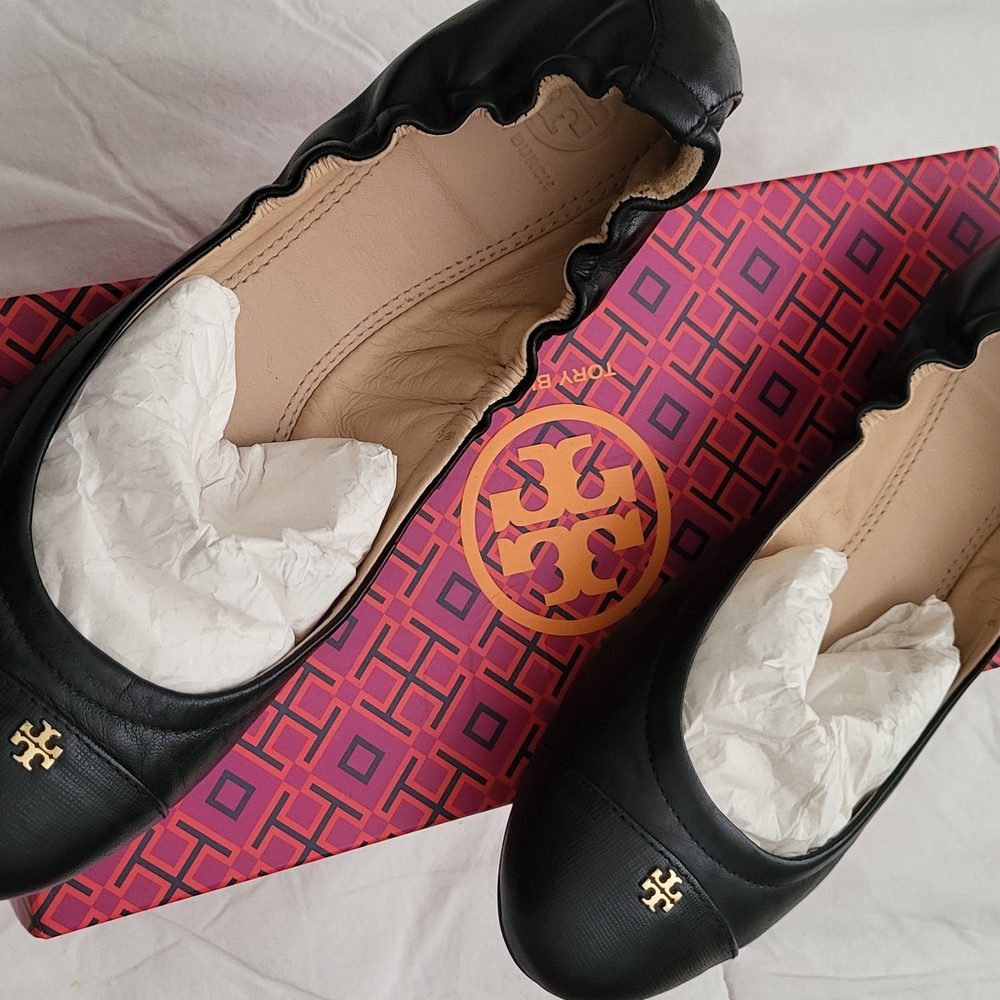 Tory Burch Black Leather Flats with Gold Emblem